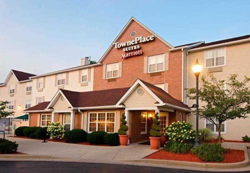 Towneplace Suites By Marriott Bloomington Esterno foto